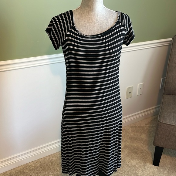 Super cute comfy T-shirt dress - Picture 1 of 5